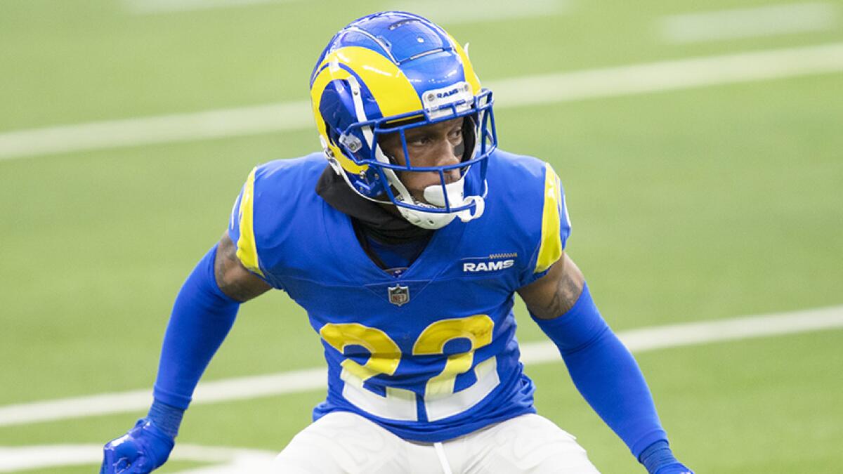Cleveland Browns - We have traded CB Troy Hill to the Rams for a 2023 fifth  round pick 