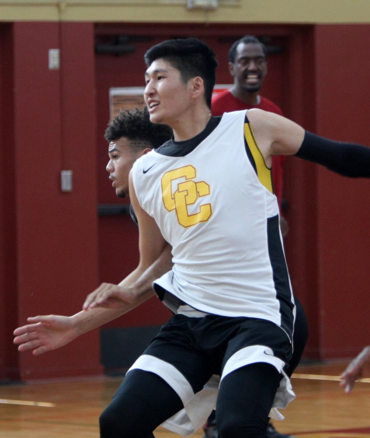 Glendale Community College men's basketball player Khan Nyamkhuu plays offense during practice at Verdugo Gym in Glendale on Friday, Oct. 25, 1029.