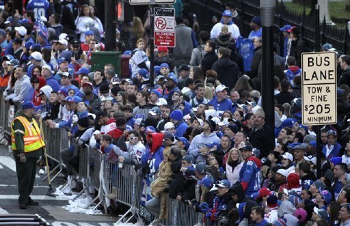 New York 2016: Game two brings in huge lines of fans