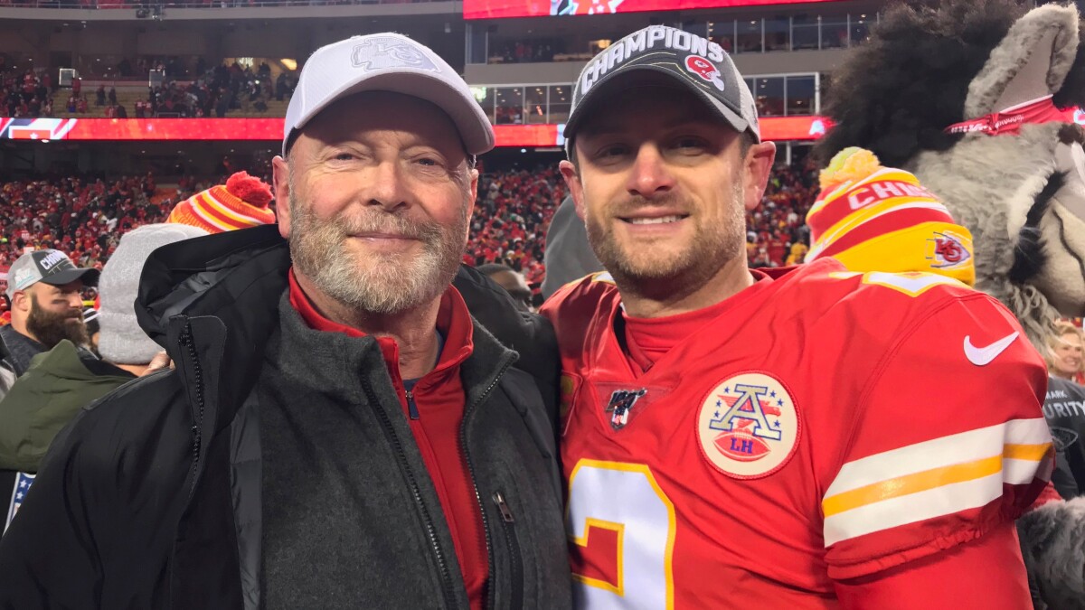 Chiefs Colquitt Wants Super Bowl Ring Like Father Brother Los Angeles Times