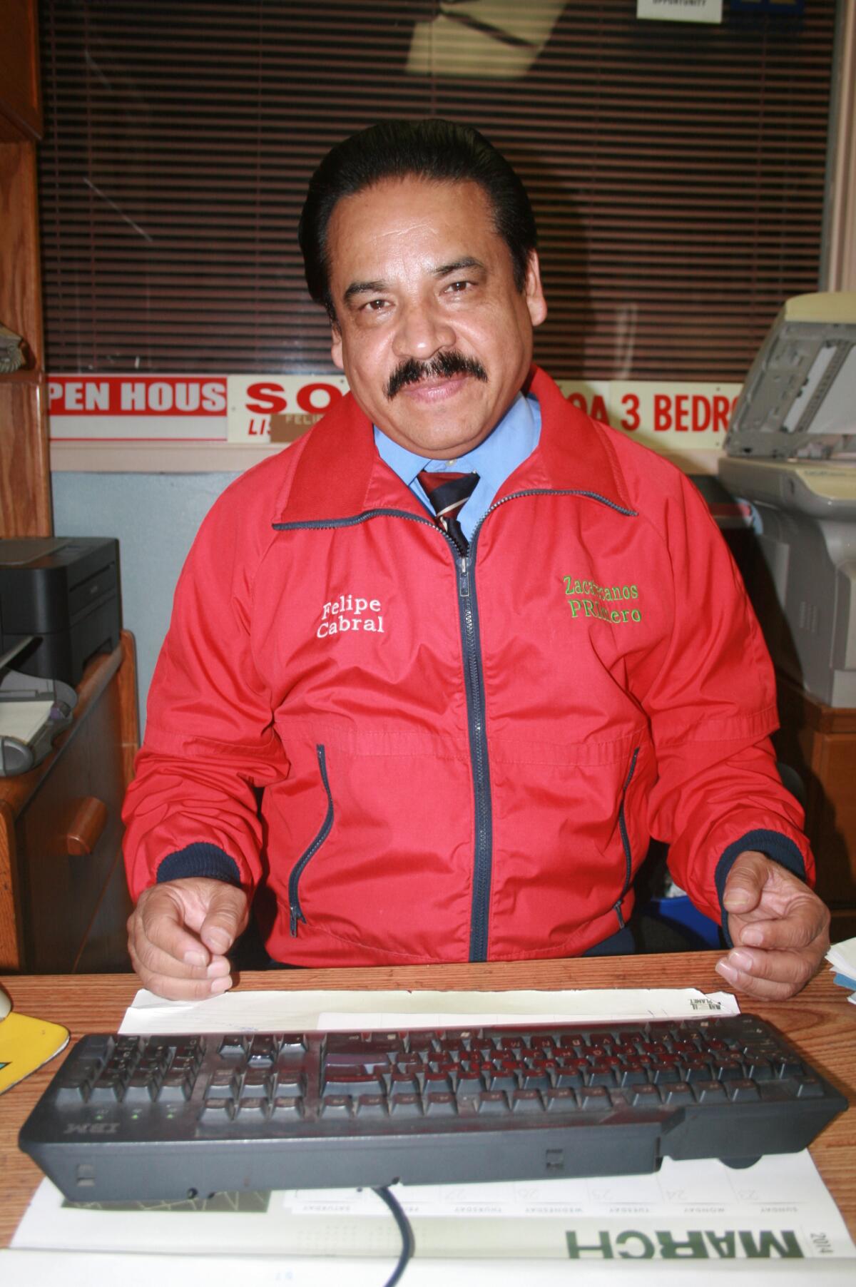 Felipe Cabral, originario de Valparaiso, en el estado de Zacatecas, fue electo diputado suplente federal en el periodo 2009-2012, y en el periodo 2016-2018 fue diputado estatal.