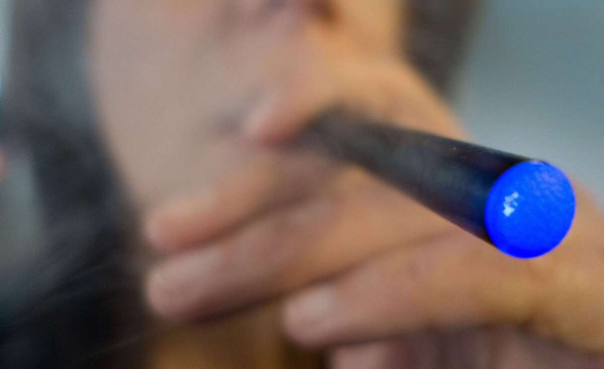 The Department of TRansportation will finalize a rule prohibiting smoking e-cigarettes on flights.