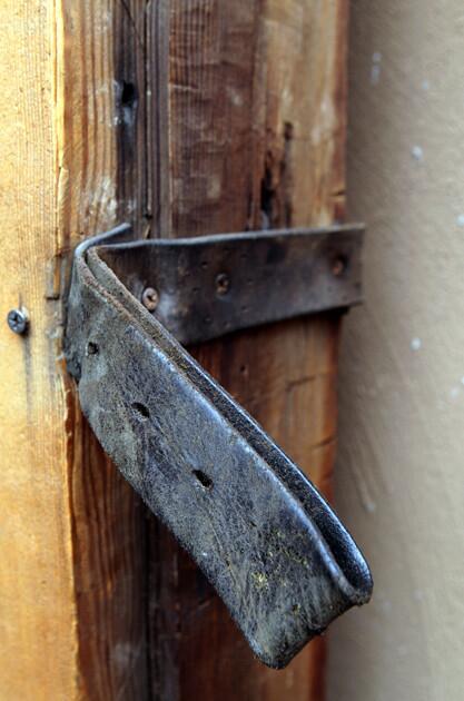 D'Acosta used an old leather belt as a handle for the front door. For more on the couple's work, check out the website for their business, El Taller de Arquitectura Contexual. Full article: Rammed-earth house in Ensenada More profiles: Homes of the Times