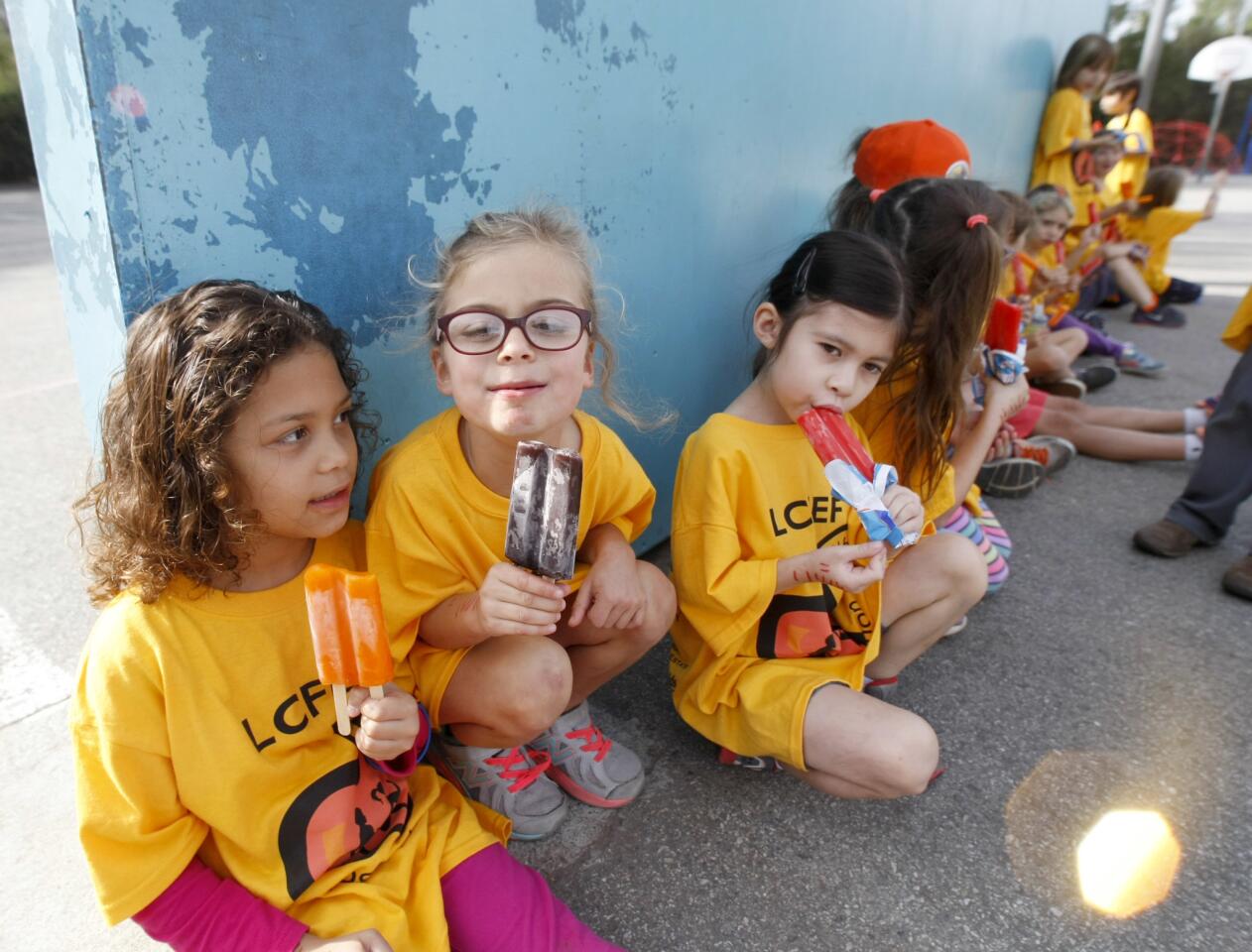Photo Gallery: Annual La Cañada Flintridge Educational Foundation Jog-a-thon at Palm Crest Elementary