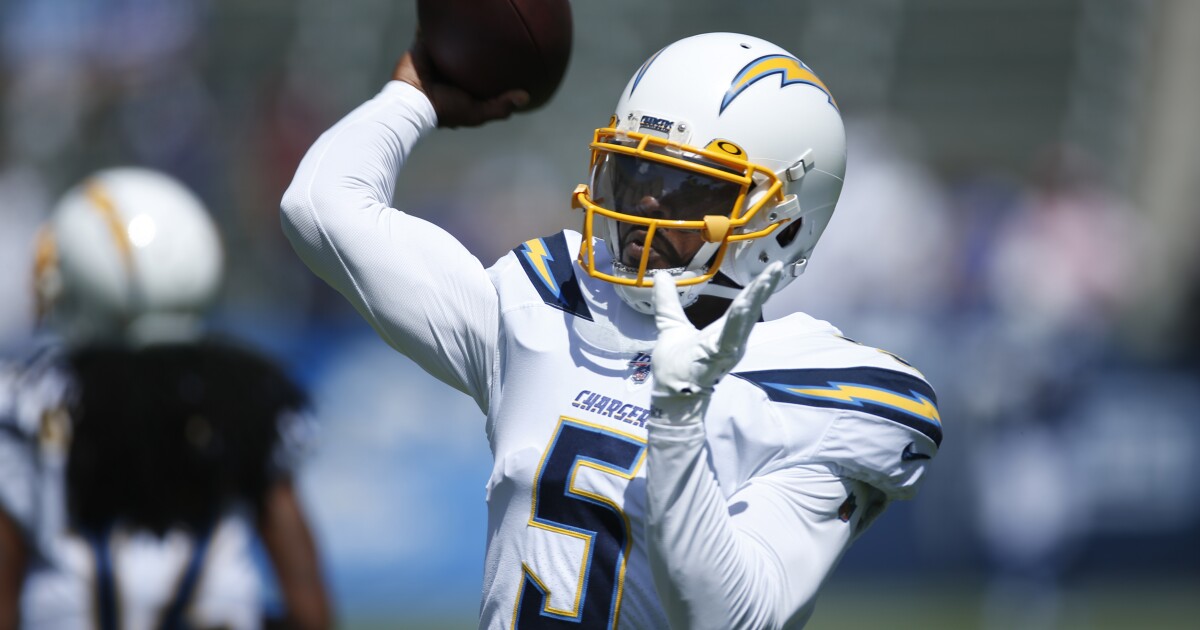 Chargers Top Nfl Draft Choice Likely A Qb But Not Starter Los Angeles Times