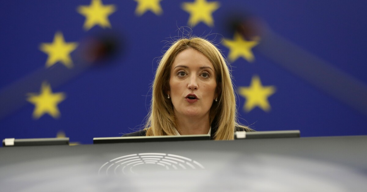 Поздравът на българските евродепутати предизвика скандал в Европейския парламент