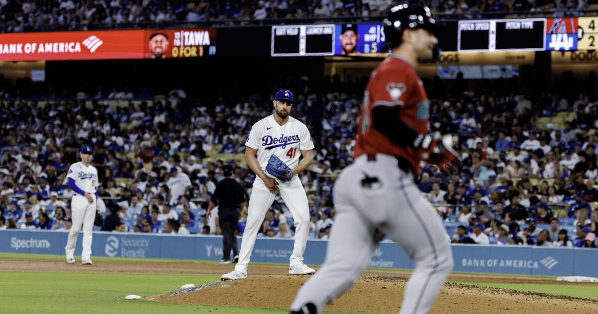 Les Dodgers ont été aux prises avec des conflits et des erreurs lors d’une défaite contre l’Arizona