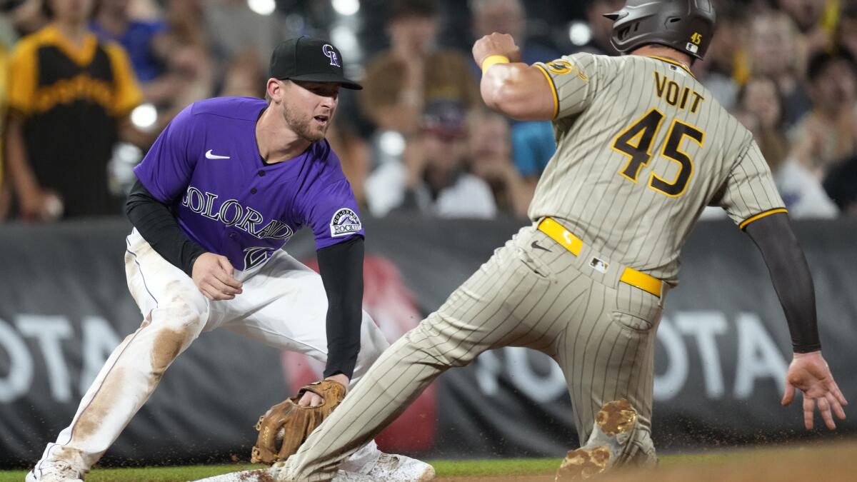 Rockies stop Clevinger, Padres 5-3