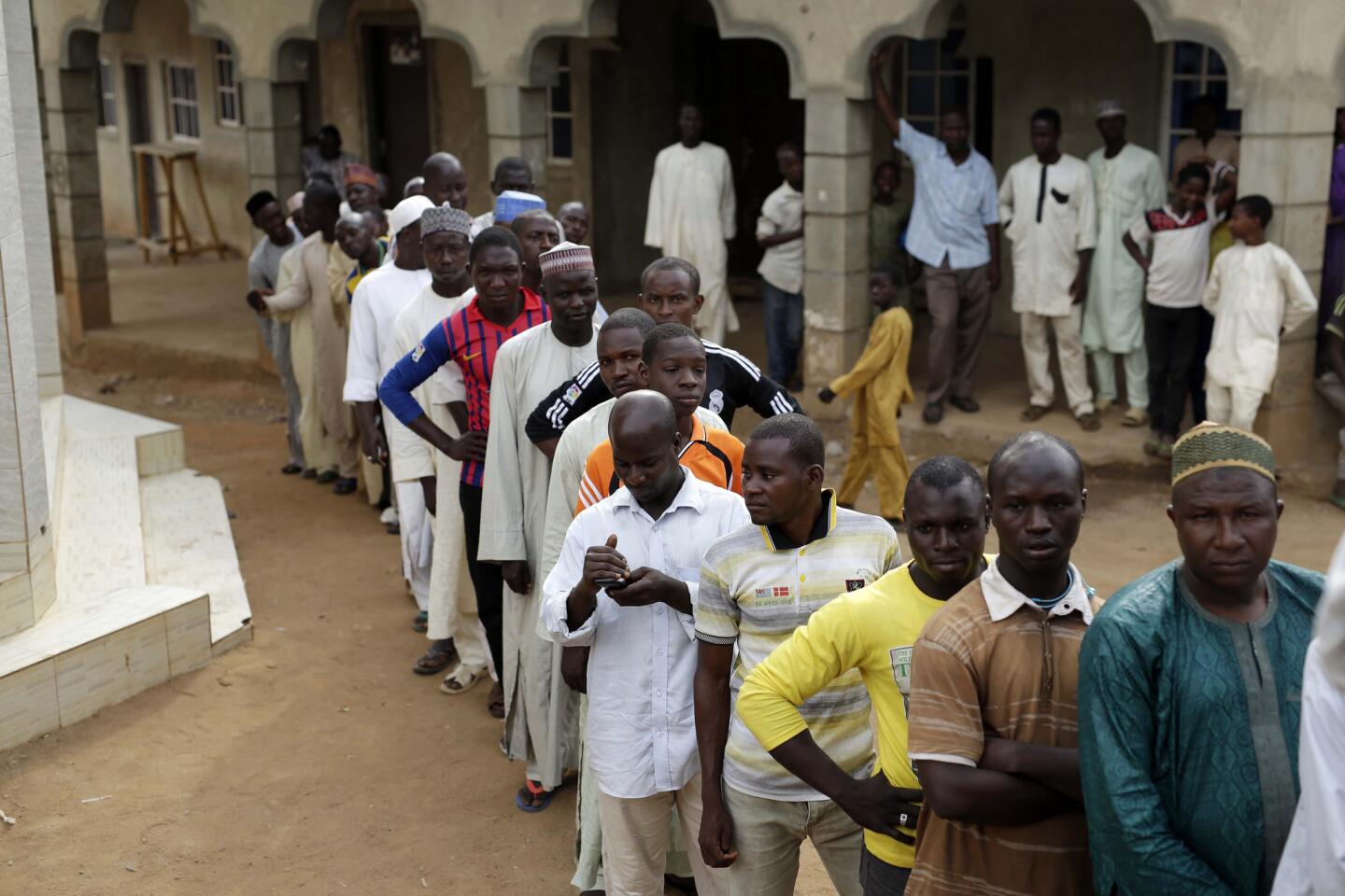 Nigerians vote