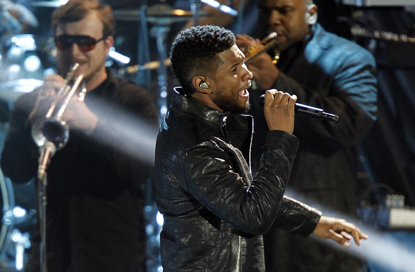 Grammys 2015 | Usher, performer
