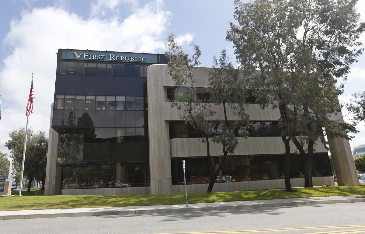 First Republic Building First Republic Bank shuttered, but Newport Beach branch still operating ...