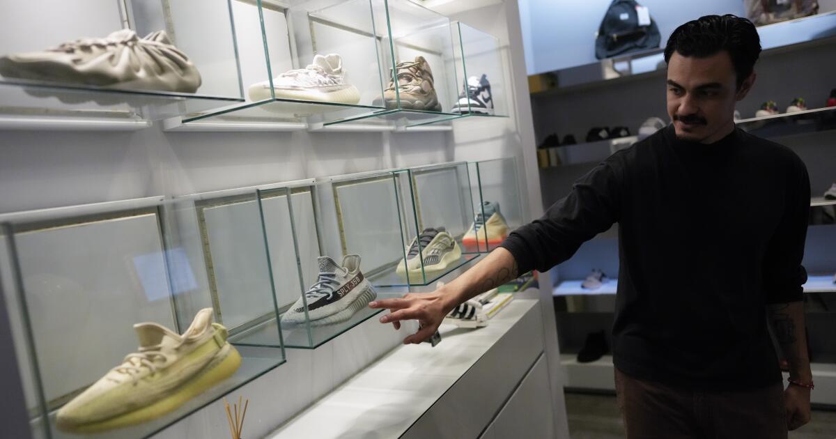 Column: If Adidas cut ties with Ye over his antisemitic rants, why is it praising him and selling Yeezys?