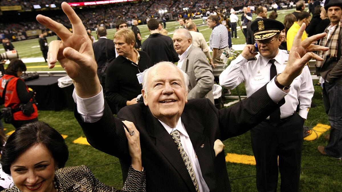 Tom Benson, longtime owner of Saints, dies at age 90 - Los Angeles Times