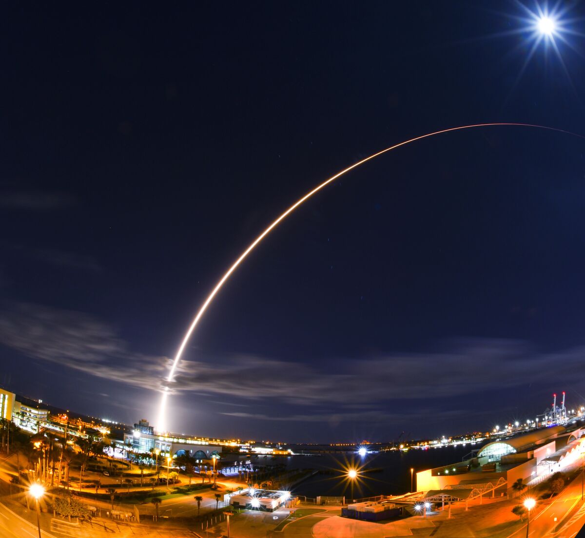 A rocket sends the Solar Orbiter spacecraft on its way to the sun, where it will capture the first pictures of the sun's elusive poles.