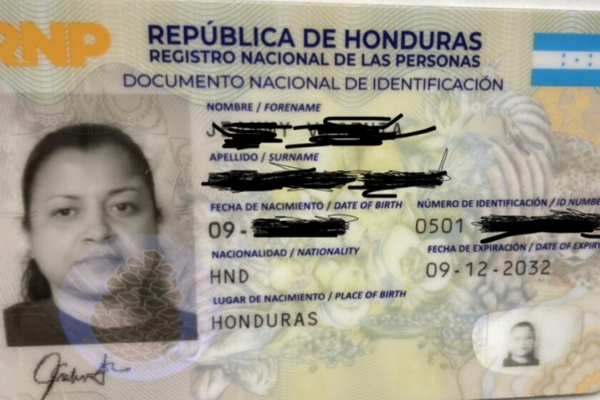 El Documento Nacional de Identificación (DNI) se puede tramitar en los 14 consulados que operan en Estados Unidos.