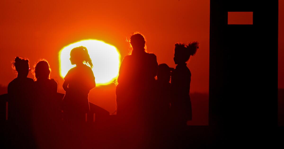 Fall is on hold. SoCal temperatures set to soar this week Fall is on hold. SoCal temperatures set to soar this week