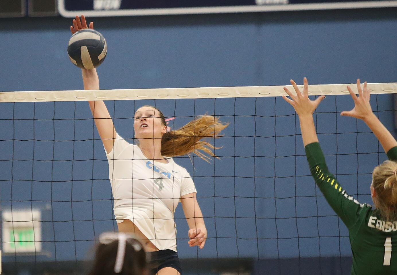 Photo Gallery: Edison vs. Corona del Mar in girls’ volleyball