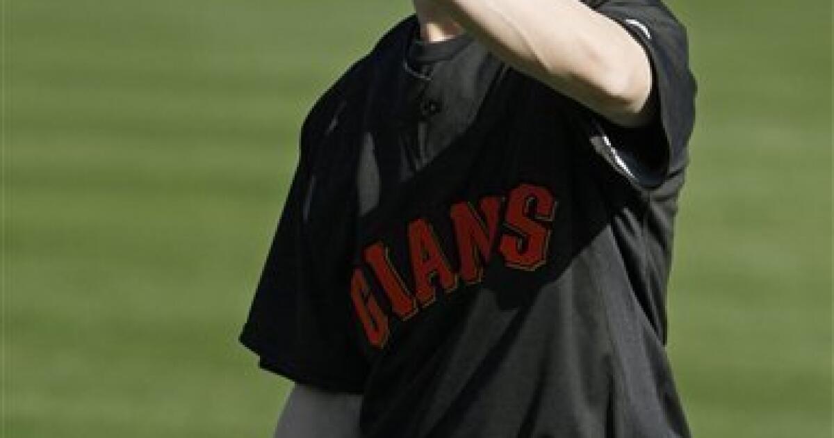 Giants ace Tim Lincecum in camp after $23M deal - The San Diego