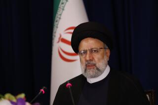 El presidente de Irán, Ebrahim Raisi, ofrece una conferencia de prensa, el 20 de septiembre de 2023 en Nueva York. (AP Foto/Jason DeCrow)