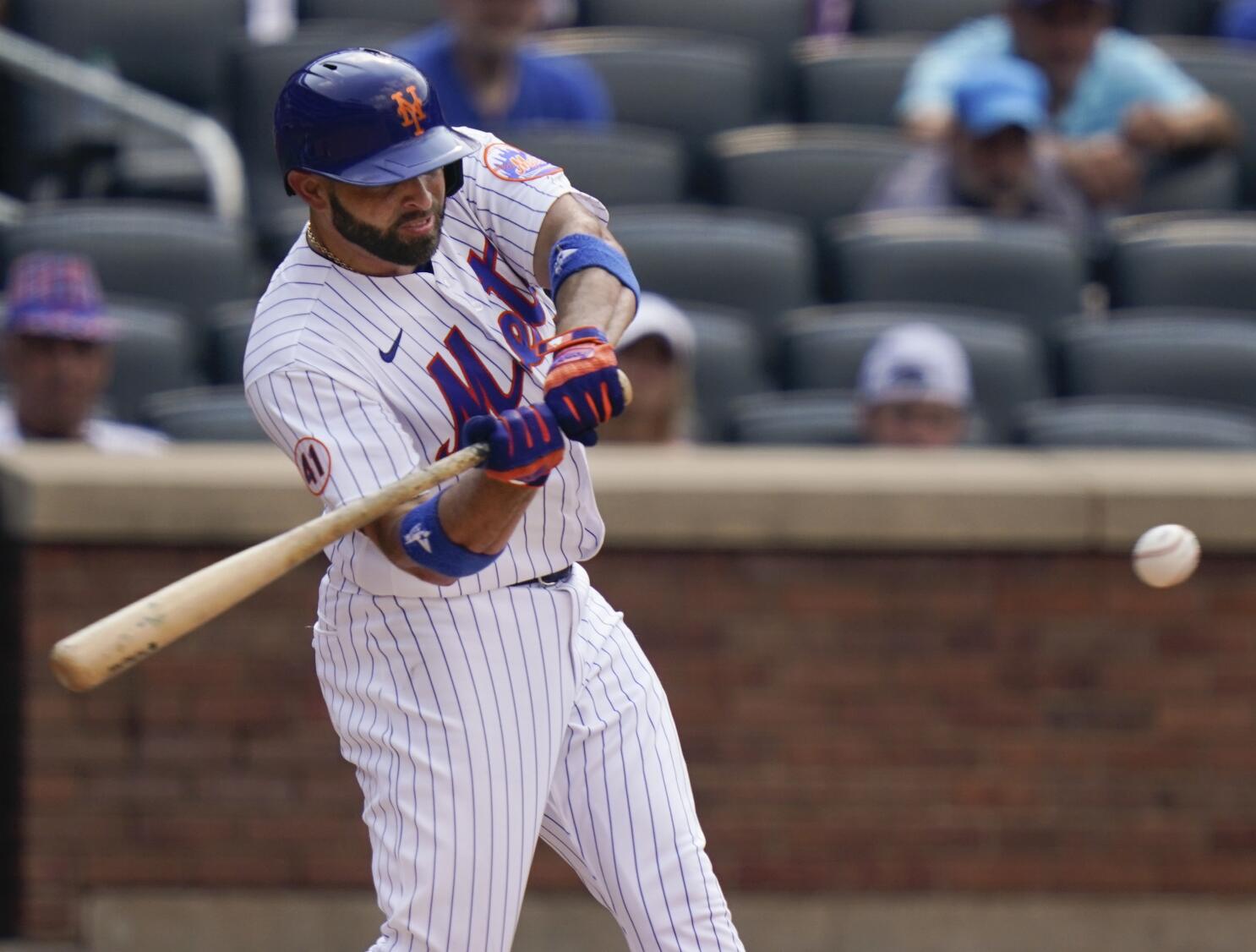 Mets pitching coach Jeremy Hefner to return in 2022 