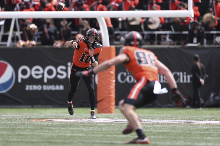 Oregon State's Chance Nolan throws the football.