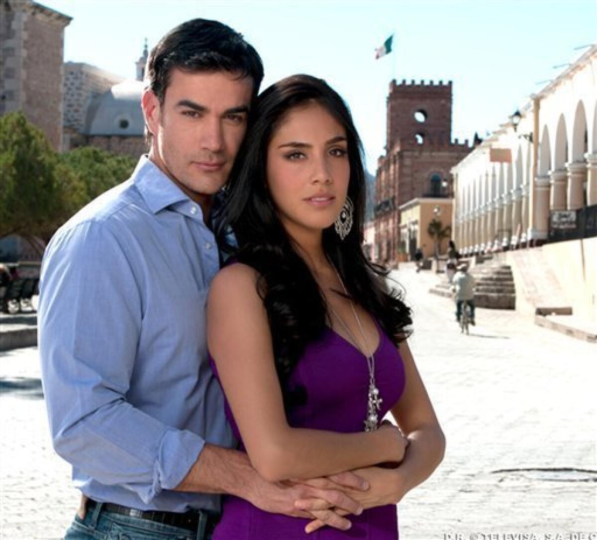 This undated image provided by Univision shows a scene from the telenovela, “La Fuerza del Destino,” The Power of Destiny. Univision, the nation's No. 1 Spanish-language broadcaster, is bringing its popular telenovelas and other prime-time TV programming to online video service Hulu.(AP Photo/Univision)
