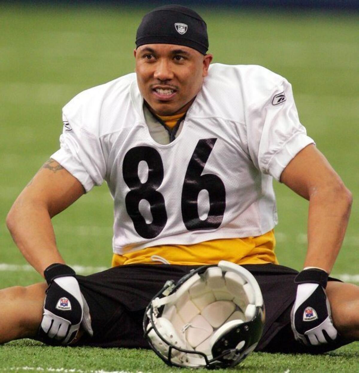 Hines Ward trades the football field for the Food Network show "Rachel vs. Guy: Celebrity Cook-Off."