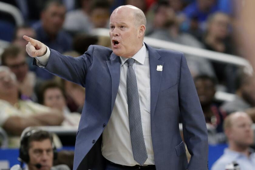 Orlando Magic head coach Steve Clifford directs his players against the New York Knicks during the second half of an NBA basketball game, Wednesday, April 3, 2019, in Orlando, Fla. (AP Photo/John Raoux)