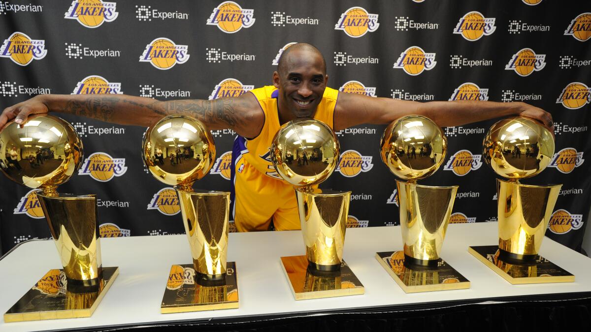 Kobe Bryant elected to Naismith Basketball Hall of Fame