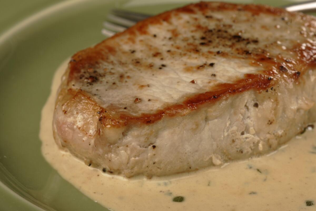 Pork chops with sage cream