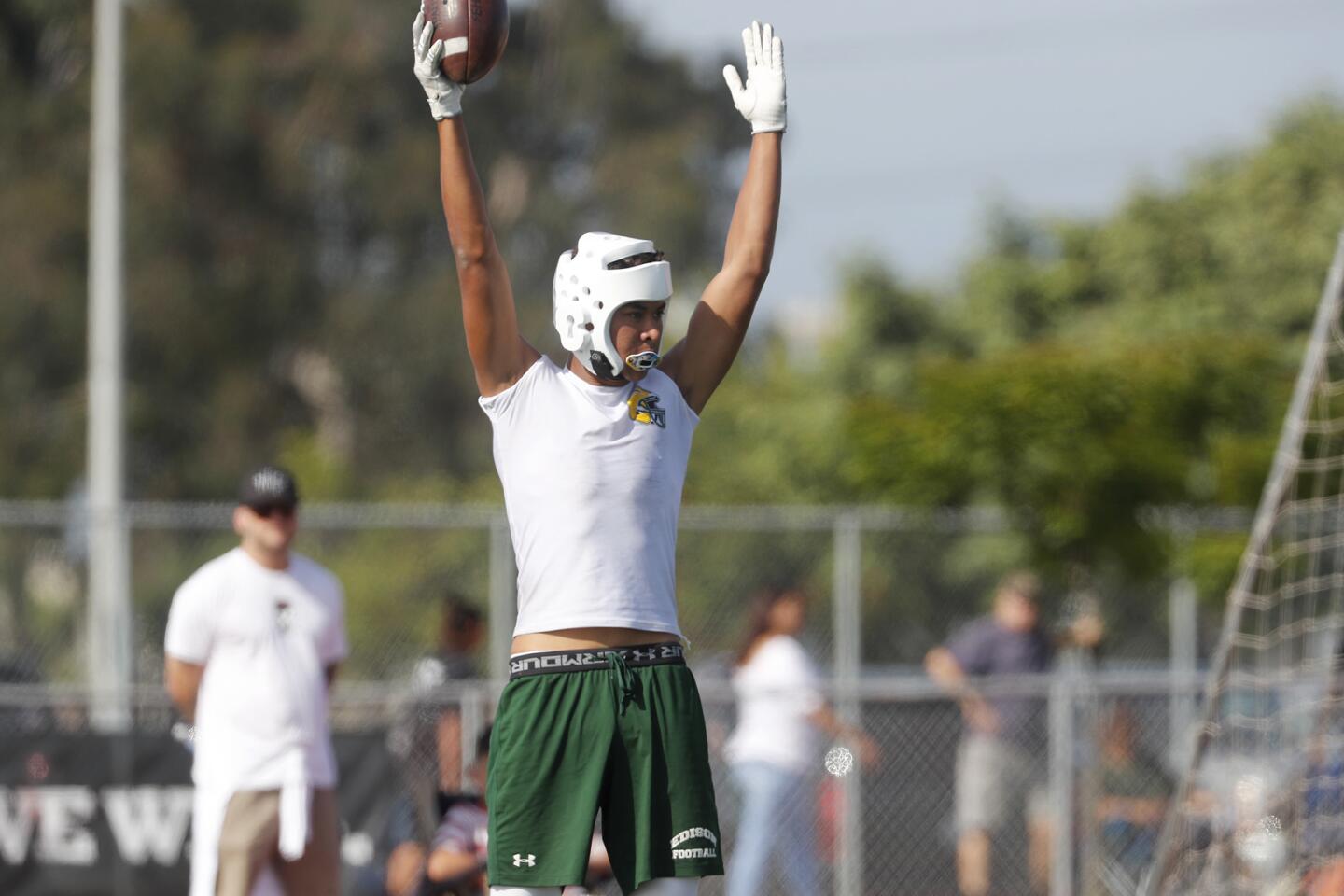 Photo Gallery: Battle at the Beach passing tournament