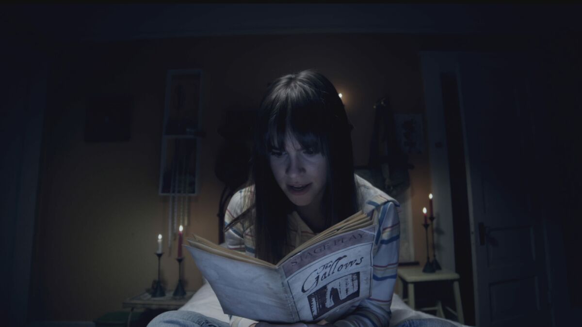 Ema Horvath reads the deadly play in the movie 'The Gallows Act II'