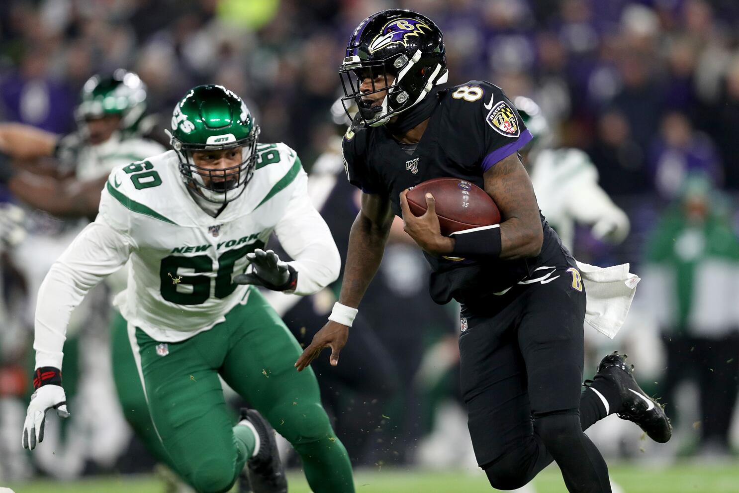 NY Jets players line up for Lamar Jackson jerseys after he destroyed Jets