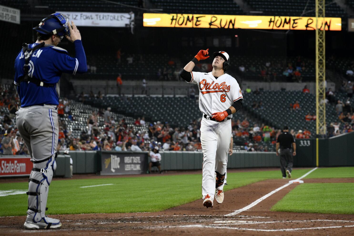 Ryan Mountcastle out of Orioles' lineup