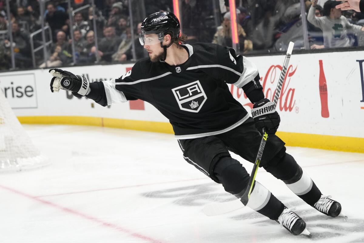 Game Day Preview: Kopitar Makes History as Kings Take on Bruins - Los  Angeles Kings News, Analysis and More