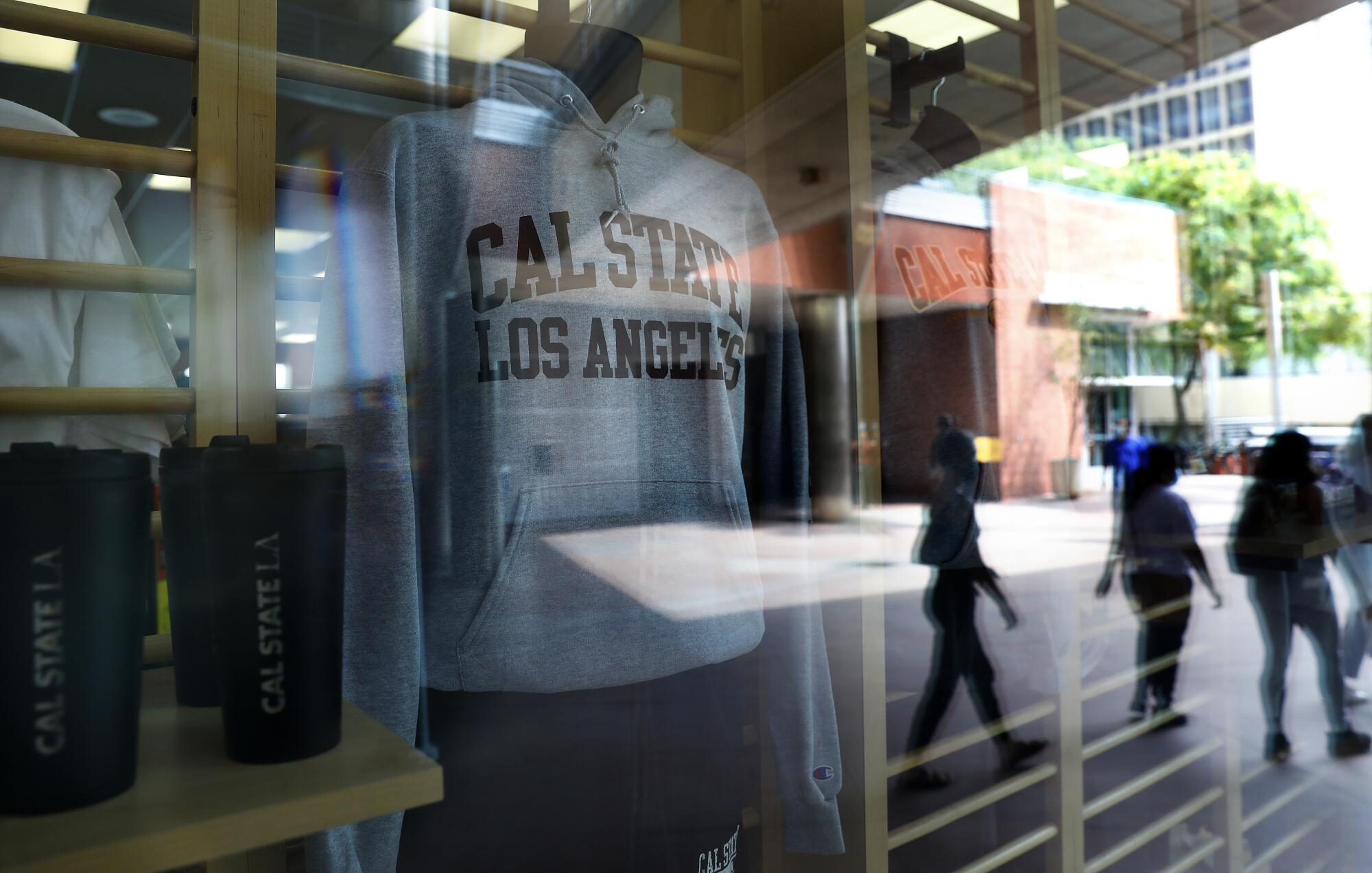 Students return to Cal State LA on Monday.