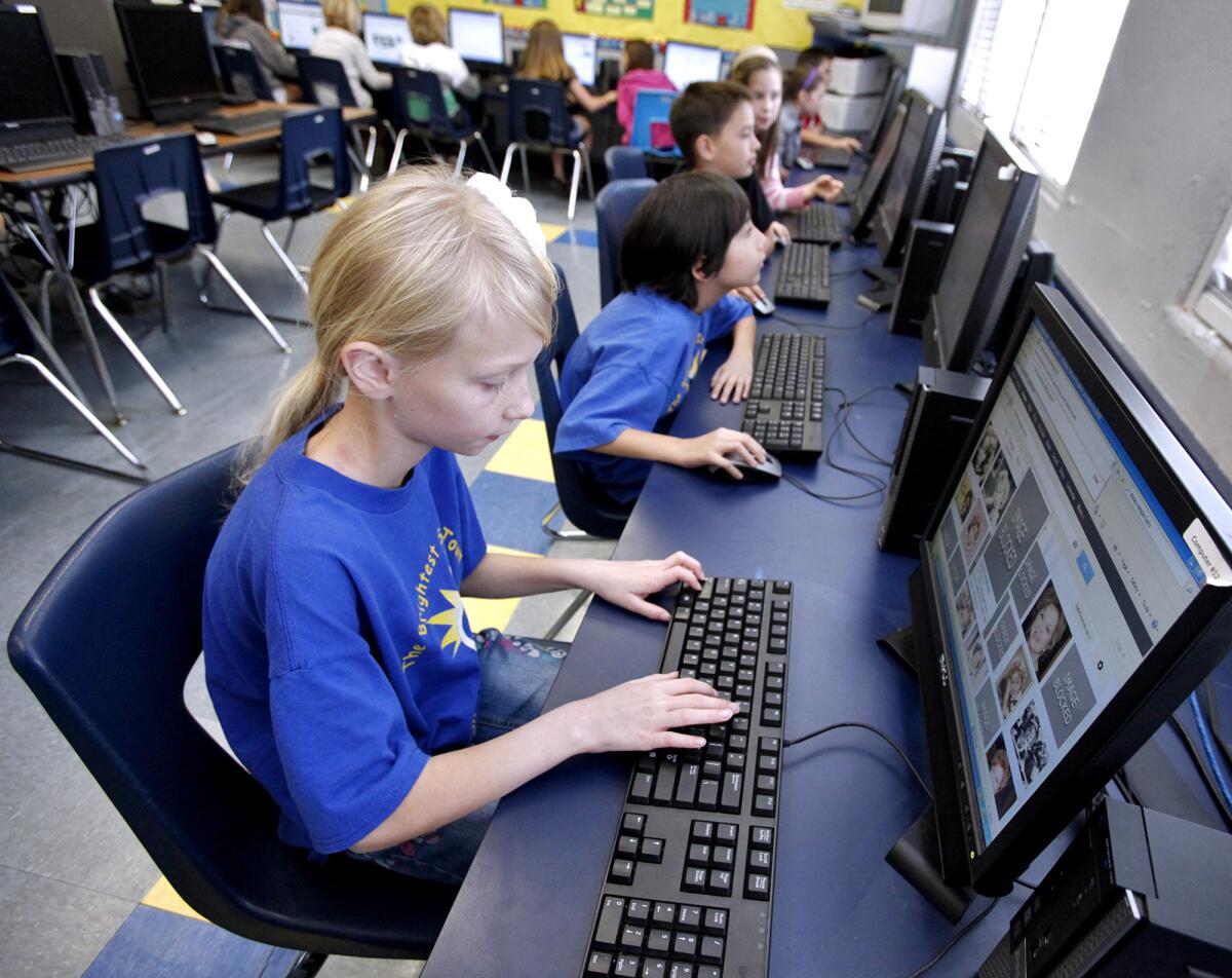 Thomas Edison Elementary School students in the computer lab at the Burbank school in Feb. 2013.