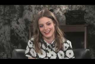 Gillian Jacobs compares filming 'Love' with 'Community'