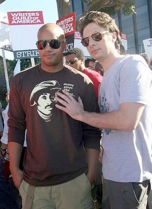 Donald Faison (L) and Zach Braff