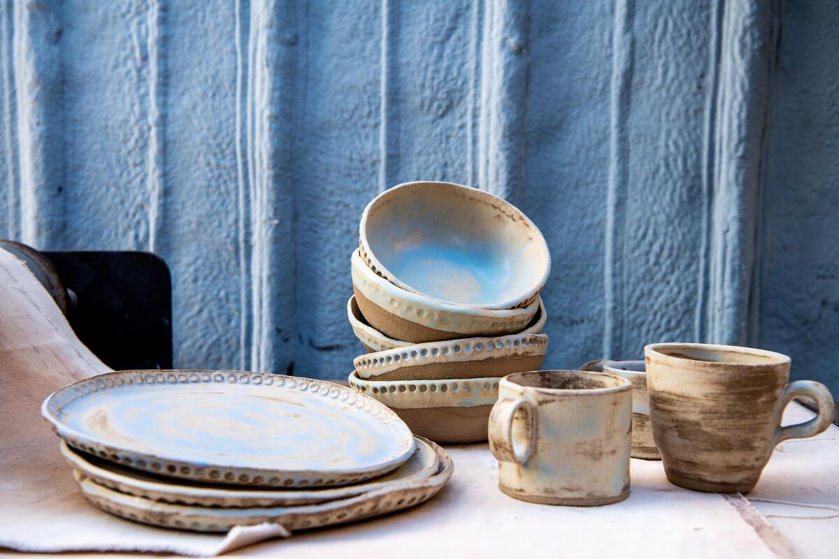 Ceramic plates, bowls and mugs