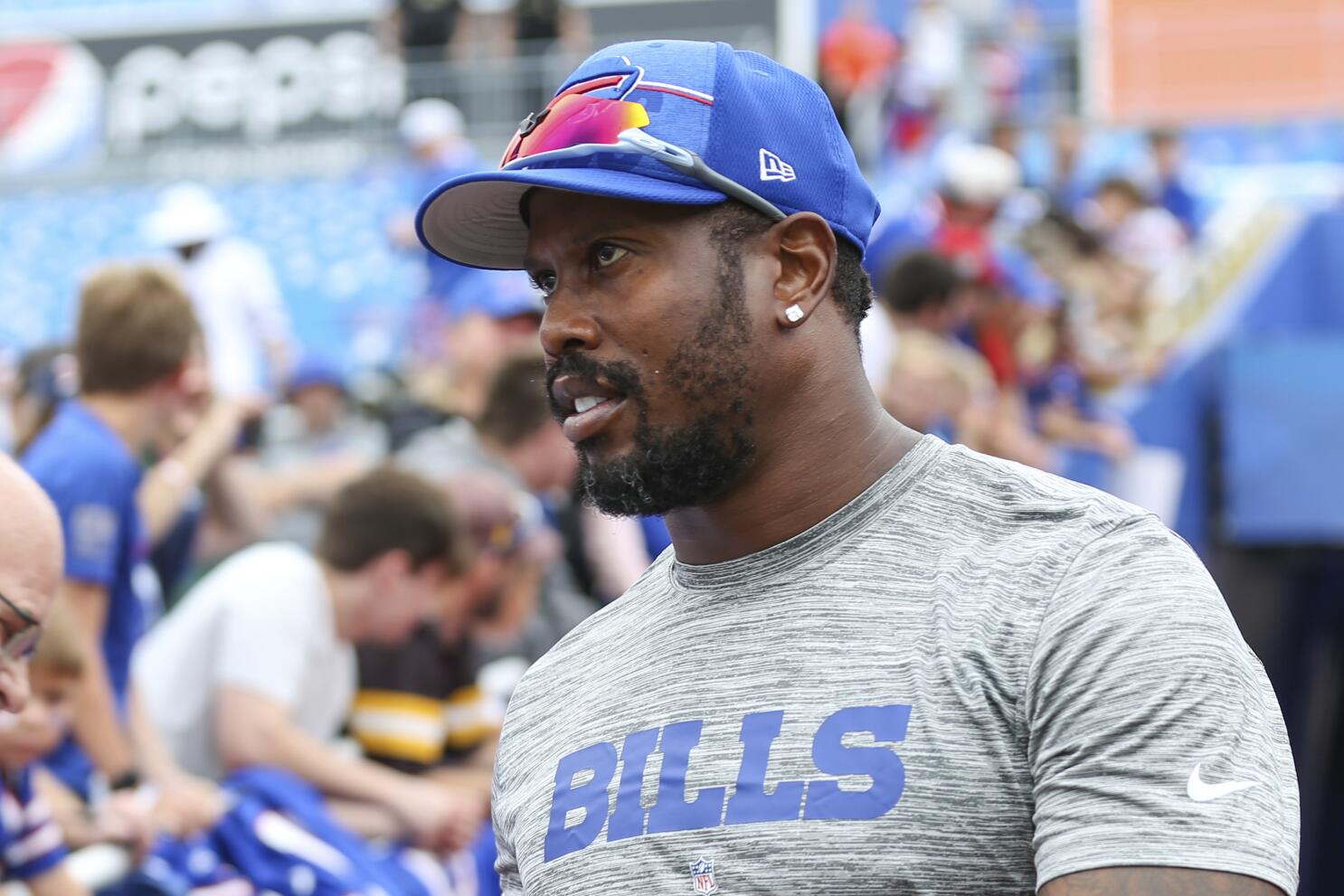 fans edge buffalo bills