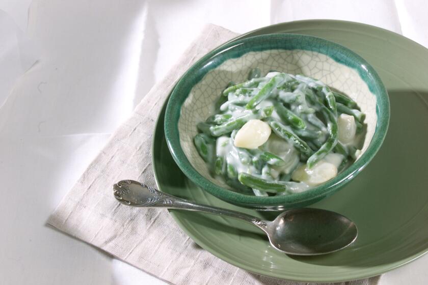 Recipe: Creamed green beans and onions