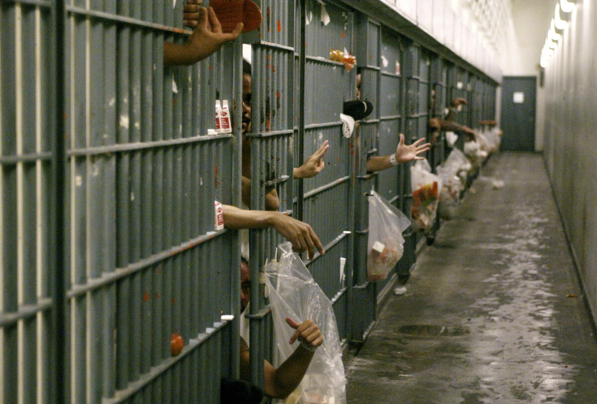 Mexico Inmate Mexican Mafia's money-making operation in L.A. County jails - Los ...