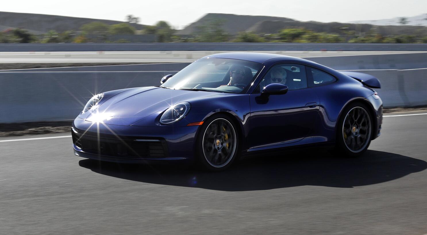 2020 Porsche 911 Carrera review: A solid case for going base - CNET