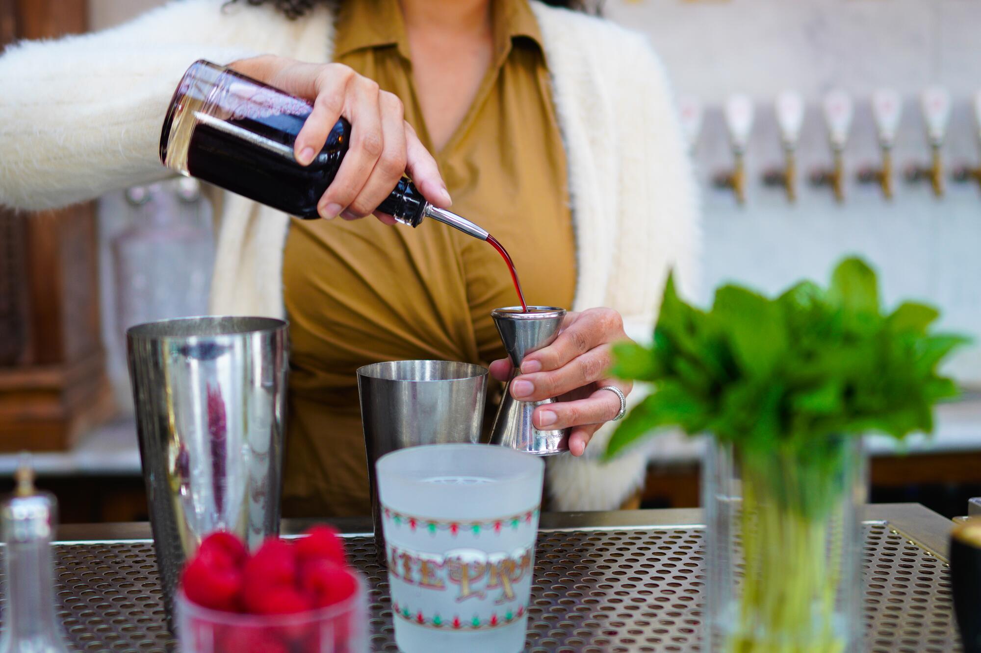 Alicia Perry makes one of her favorite holiday cocktails.