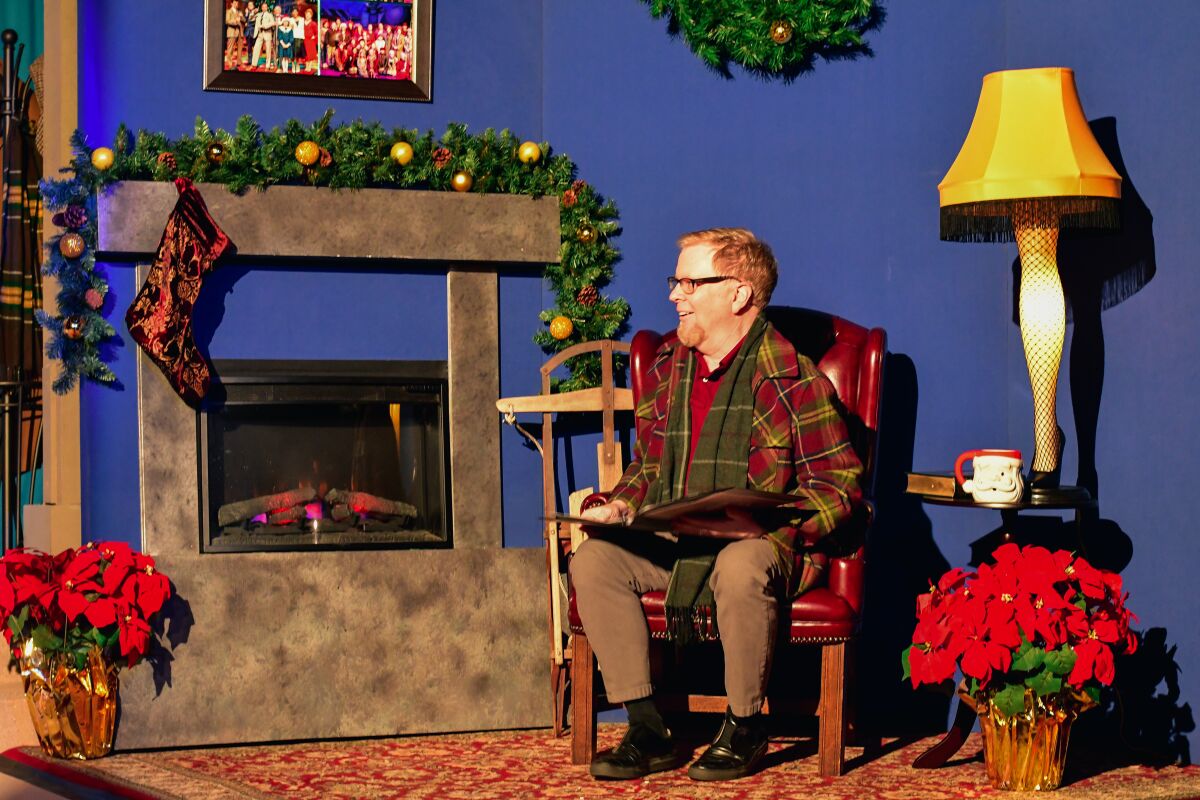 Steve Gunderson hosts San Diego Musical Theatre's "Home for the Holidays" 