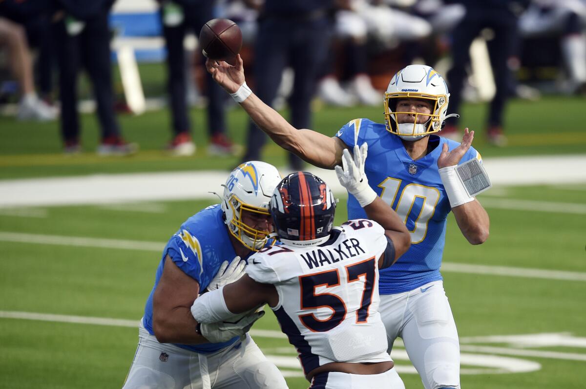 Chargers win third straight as Herbert sets rookie TD mark - The San Diego  Union-Tribune