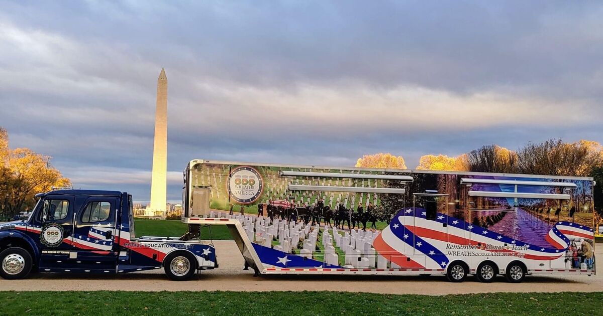 Wreaths Across America to arrive in Newport Beach with mobile exhibition