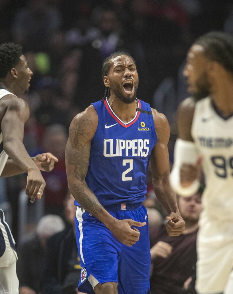 Clippers forward Kawhi Leonard shouts in frustration after a missed scoring opportunity against the Memphis Grizzlies.