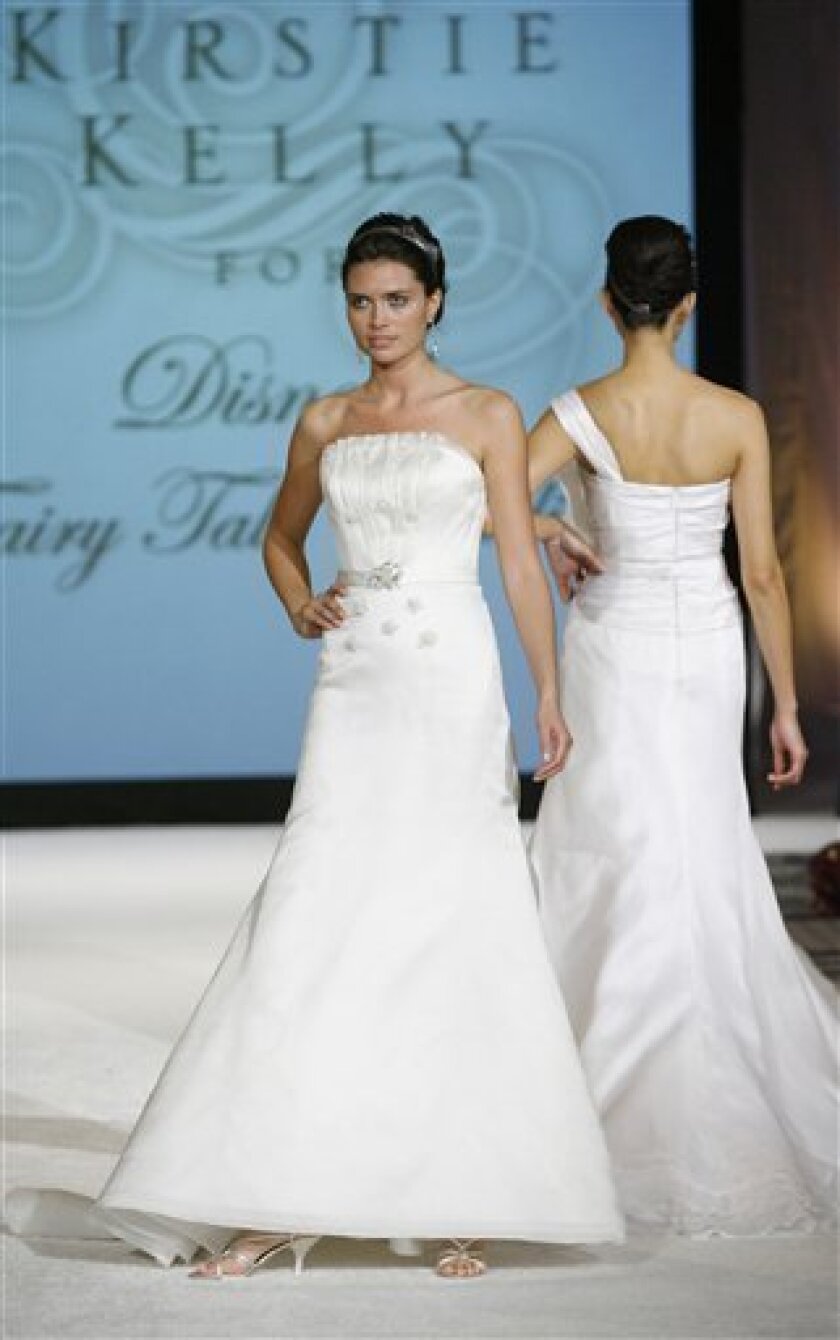 Trend In Bridal Gowns Is To Follow Your Heart The San Diego